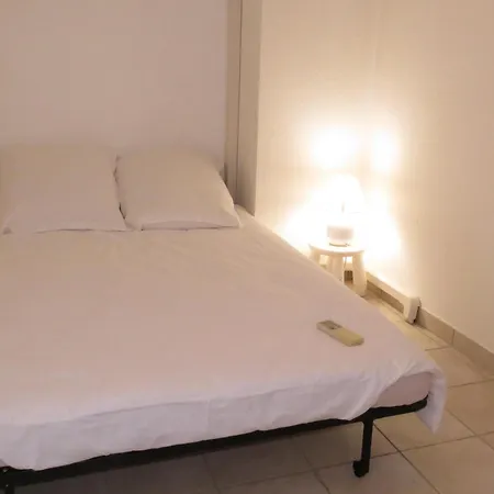 4 Pieces Climatise Avec Piscine - Fr-1-780-25 * Sainte-Maxime