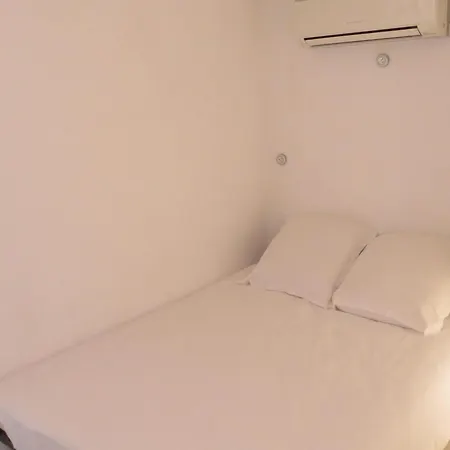 4 Pieces Climatise Avec Piscine - Fr-1-780-25