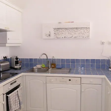 Apartment 4 Pieces Climatise Avec Piscine - Fr-1-780-25 Sainte-Maxime