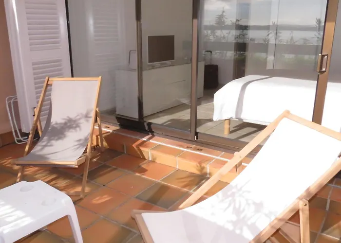 아파트 4 Pieces Climatise Avec Piscine - Fr-1-780-25